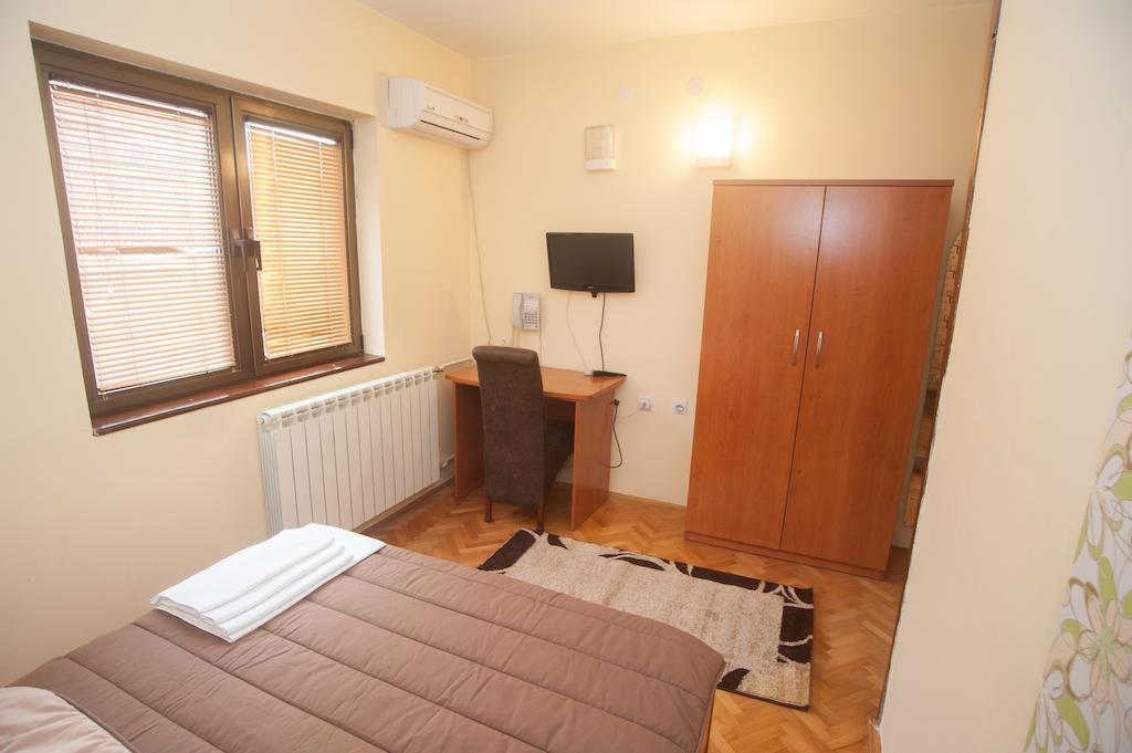 Hotel Extra Lion Md Ni Habitación foto