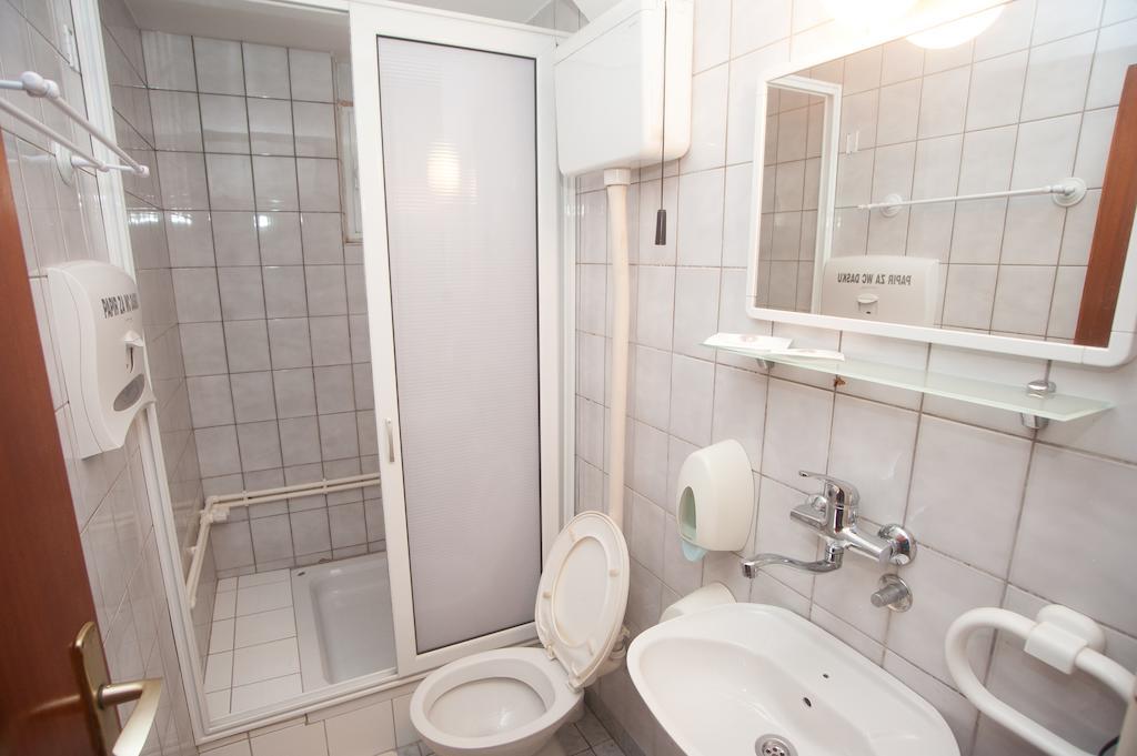 Hotel Extra Lion Md Ni Habitación foto
